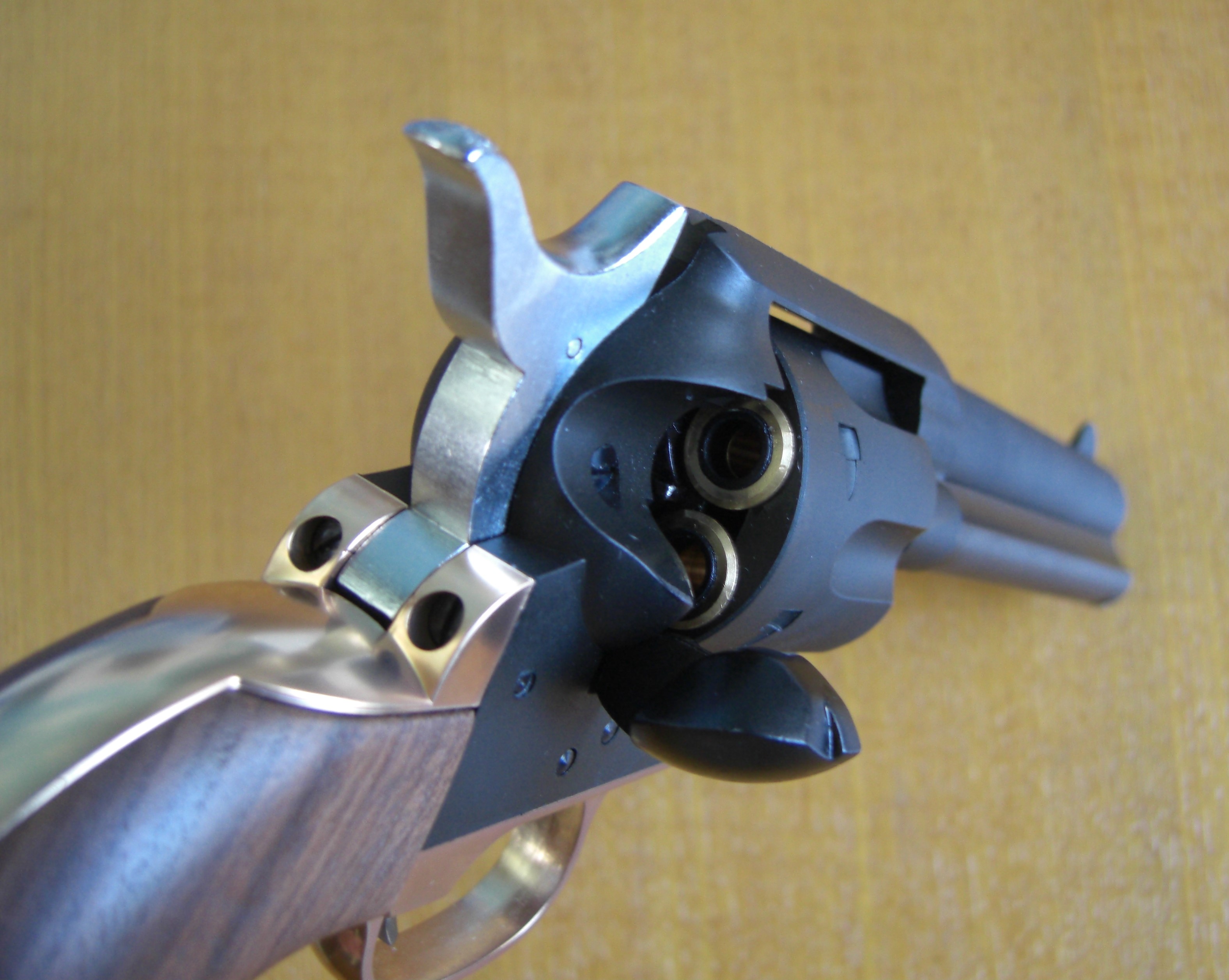 コルトS.A.A.45ピースメーカー